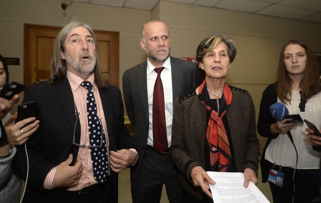 Senadores PS por dictamen de Contraloría: “Es un reconocimiento a los derechos de las mujeres”