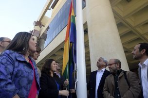 Congreso Nacional desplegó la bandera LGBTI por primera vez