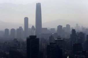 Alerta ambiental prohíbe el uso de calefacción a leña