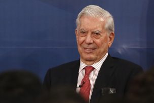 Presidente Piñera entrega “Orden al Mérito Pablo Neruda” a Vargas Llosa