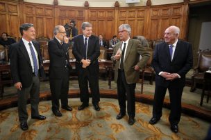 Larraín, Eyzaguirre y Valdés se enfrentan en la comisión mixta por presupuesto