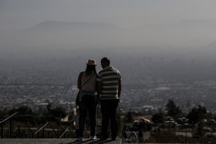 Intendencia decreta Alerta Ambiental para este domingo en Región Metropolitana