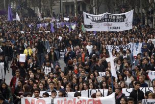 Confech convoca a marcha para el día de la cuenta pública presidencial