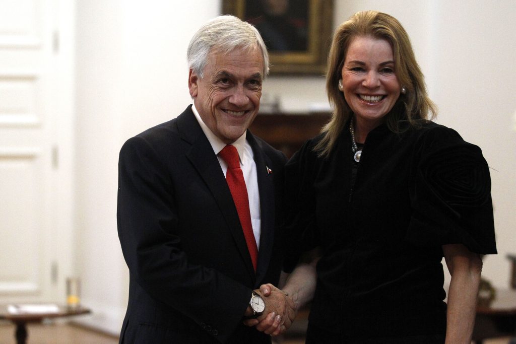 Presidente Piñera se reúne con Vicepresidenta de Amazon