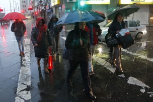 Intensas lluvias se registran en todo el litoral de la Región de Valparaíso