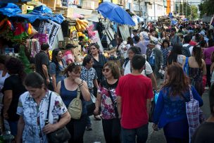 Alcalde de Santiago buscará convertir sector Meiggs en un Barrio Chino