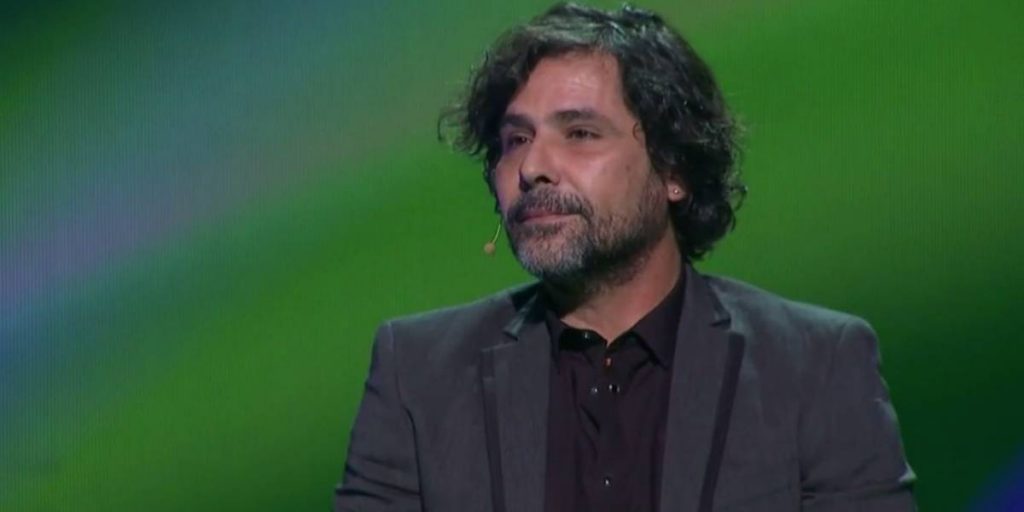 Juan Falcón se despide de “¿Quién es la máscara?” con inéditas fotografías en camarines