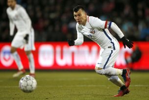 Gary Medel fue titular en goleada de Besiktas sobre Sivasspor