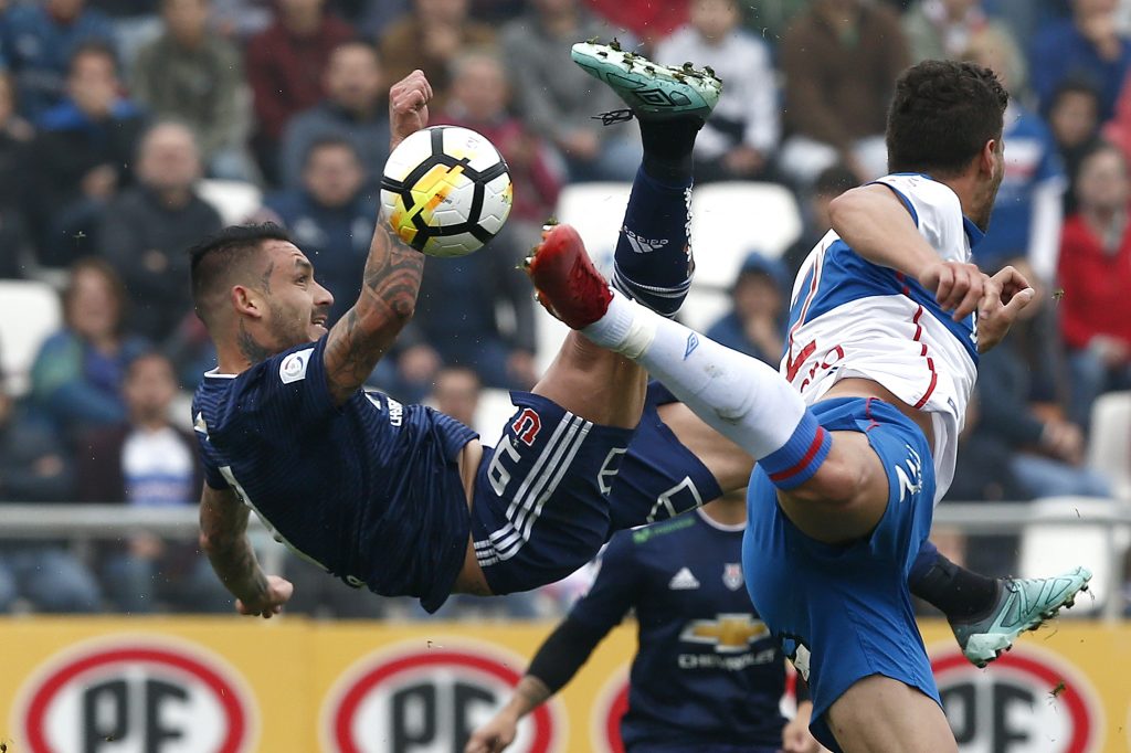 Universidad Católica igualó contra la U y sigue firme en el líderato del torneo