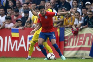 Miiko Albornoz y la jineta de capitán de la Roja: 