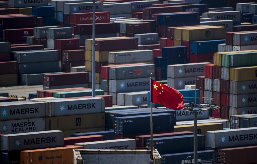 China denuncia el “chantaje” de Trump y amenaza con represalias