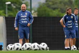 Medio argentino asegura que Sampaoli y Beccacece casi se van a los golpes en el camarín