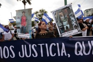 Un muerto y daños a emisora estatal en protestas en Nicaragua