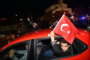 Erdogan gana las presidenciales de Turquía en primera vuelta (autoridades electorales)