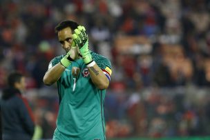 Claudio Bravo festeja el campeonato de 