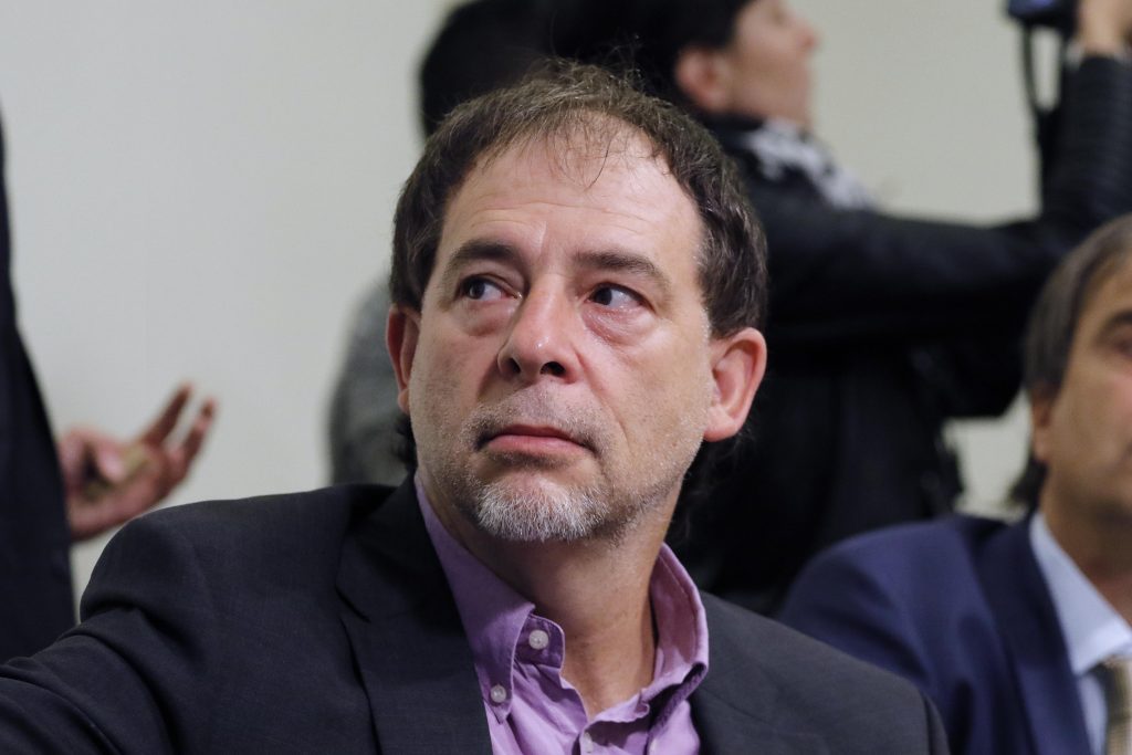 Comisión de Salud analizó denuncia contra 111 médicos de Valparaíso