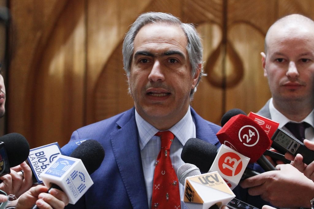 Senador Chahuán pide trasparentar responsabilidades por retraso en obras de hospital Fricke