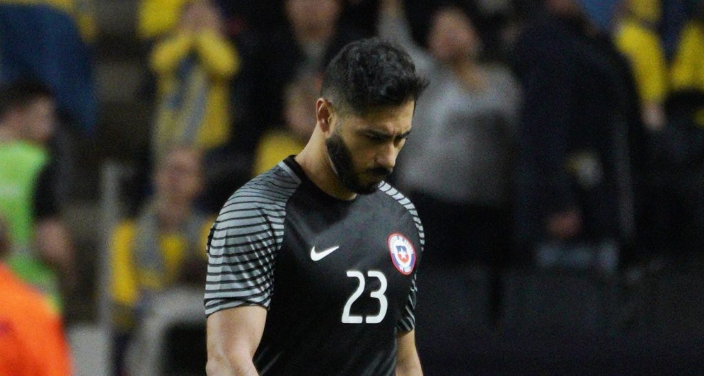Johnny Herrera y burlas a la Roja: “Hay que bancarla no más, no queda otra”