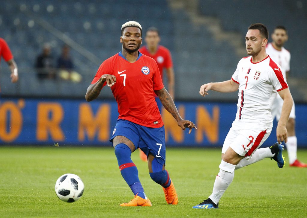 “La Roja” tuvo una agónica victoria ante Serbia