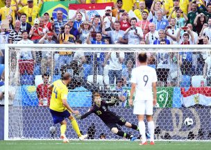 Suecia vence a Corea del Sur gracias al VAR