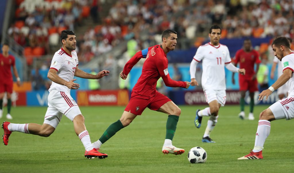 DT de Irán dispara contra el VAR: “Lo de Cristiano era para tarjeta roja”
