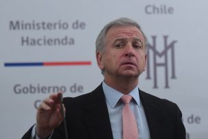 Ministro de Hacienda se reunió con alcalde de Puente Alto por el Sótero del Río