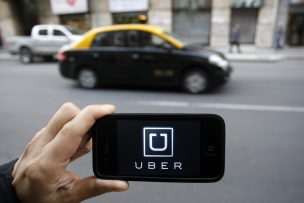 Uber Chile califica como “desmedida” acción de carabinero que baleó a conductor