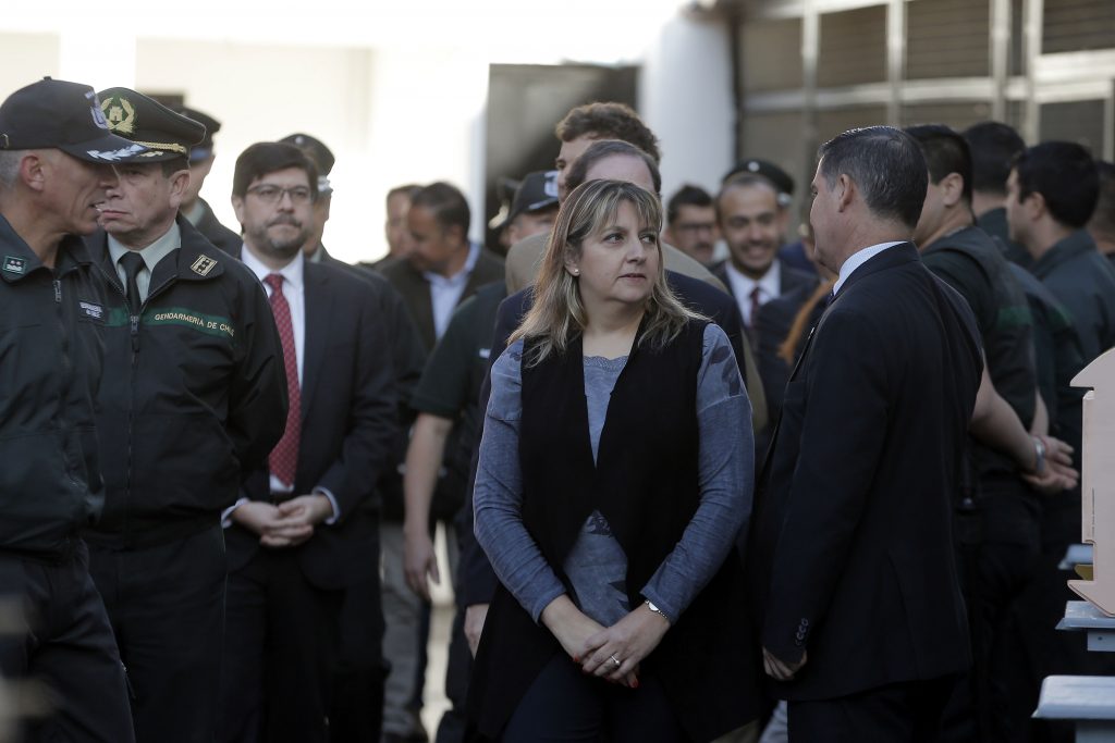 Dirigentes de Gendarmería acusan a directora nacional de “arrogante”