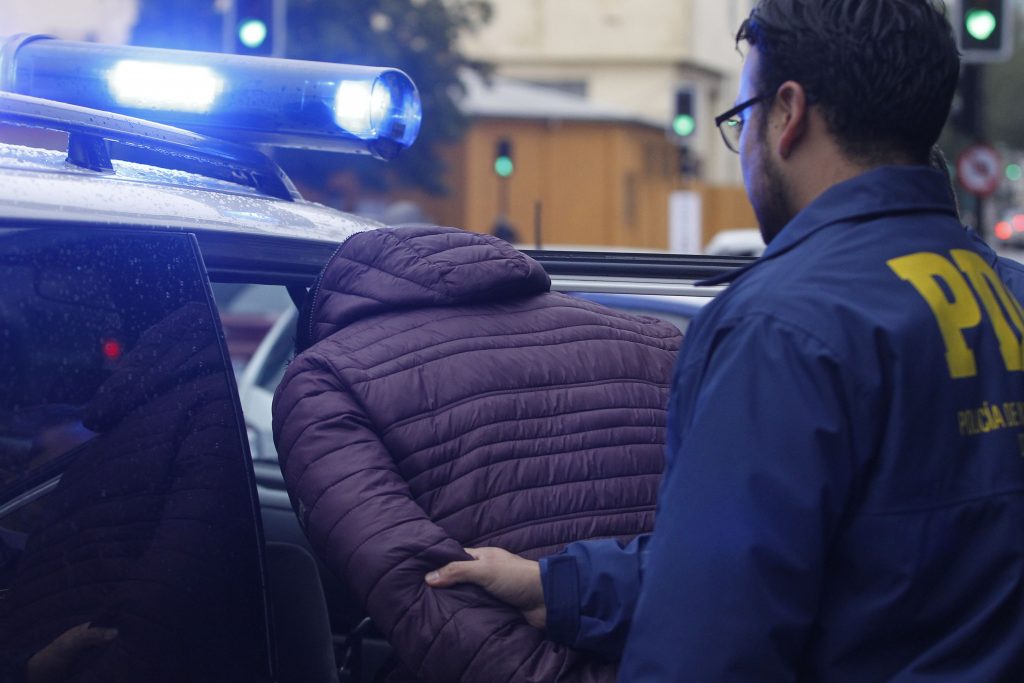La PDI de La Calera detuvo a sujeto que violaba a su madre con alzheimer