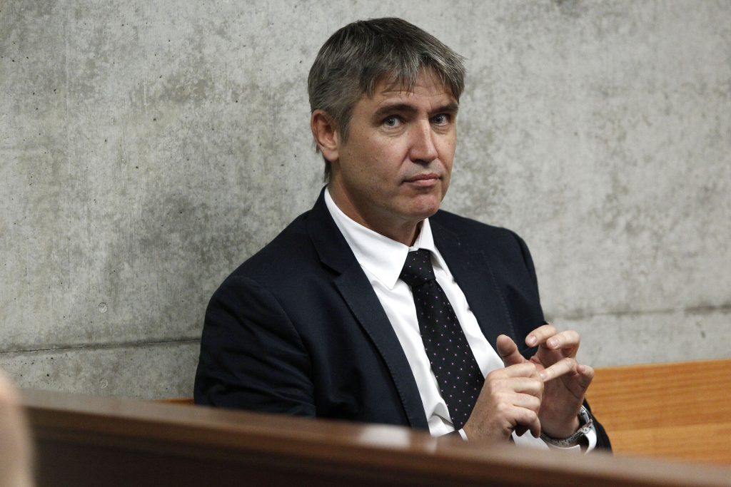 Corte de Santiago revocó sobreseimiento definitivo de Rossi en el caso SQM