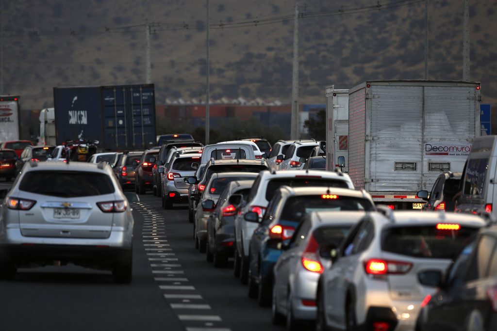 $1.458 cuesta el pórtico más caro en las autopistas de Santiago