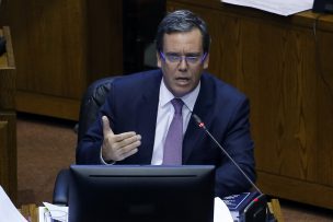 Harboe calificó como “hecho gravísimo” caso de tráfico de armas del Ejército