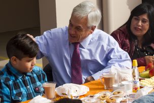 Piñera recorrió conjunto habitacional para aymaras y migrantes en Antofagasta