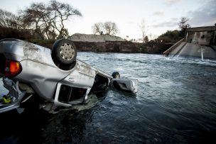 Ministro de Obras Públicas anunció investigación exhaustiva por puente Cancura