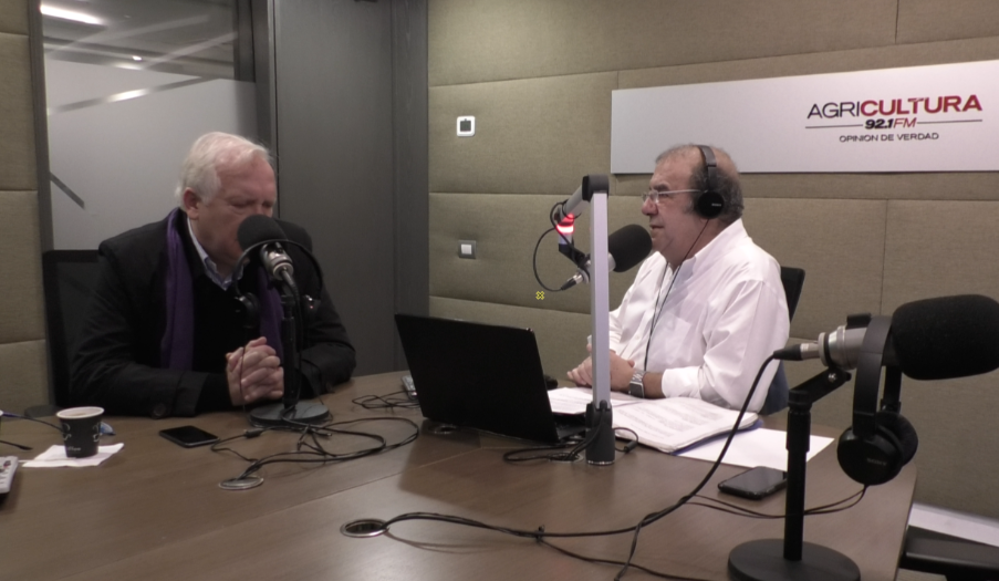 Checho Hirane: “Con este Papa la Iglesia chilena no va a salir de la crisis”