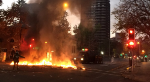 Se registran barricadas y fogatas en diversos puntos de Santiago