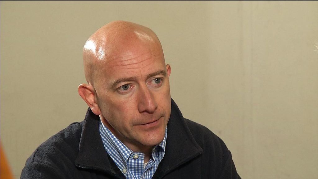 Rafael Garay: “La enfermedad la inventé para cubrir mi instinto suicida”