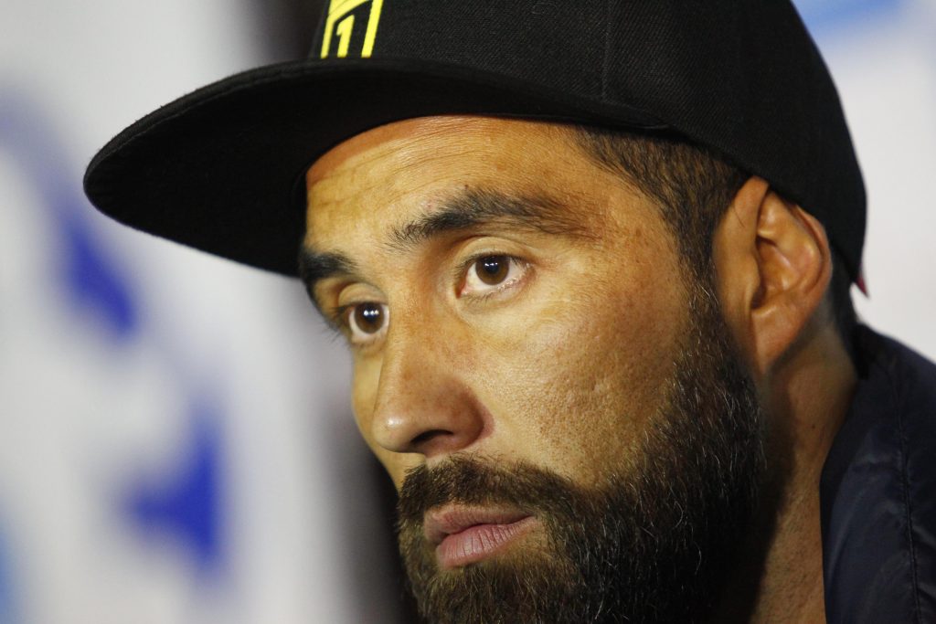 Claudio Bravo se lamenta por no estar en el Mundial: “Hay selecciones que están más abajo que nosotros”