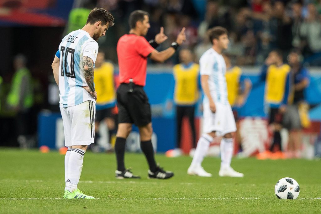 Prensa argentina tilda de “vergonzosa” y “catástrofe” la goleada ante Croacia
