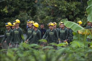 Ocho niños han sido rescatados de la caverna en Tailandia