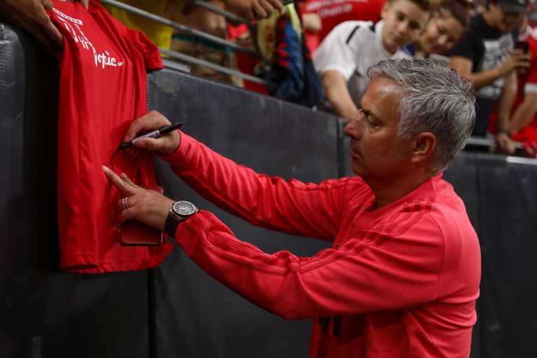 Mourinho defiende a Alexis: “No es fácil adaptarse a mitad de temporada”