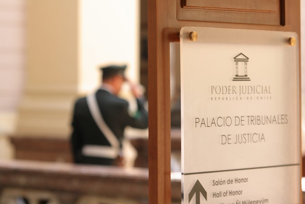 Justicia rechaza recurso por lienzos en contra de inmobiliaria en Las Condes