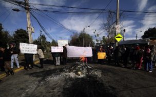 Una mujer detenida fue el saldo de protesta en campamento Juan Pablo II