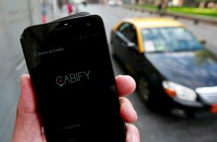 Transportes enviará proyecto de ley que regula Uber y Cabify