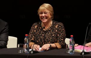 Bachelet menciona que la educación pública necesita dignidad