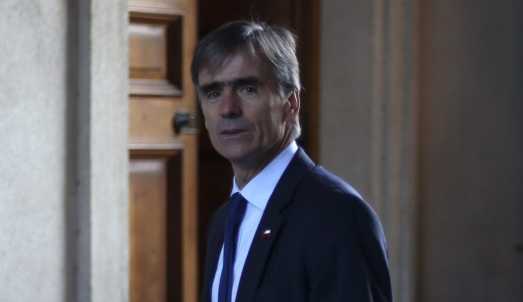 ACTUALIZADO: Valente se mantiene en el ministerio de Economía