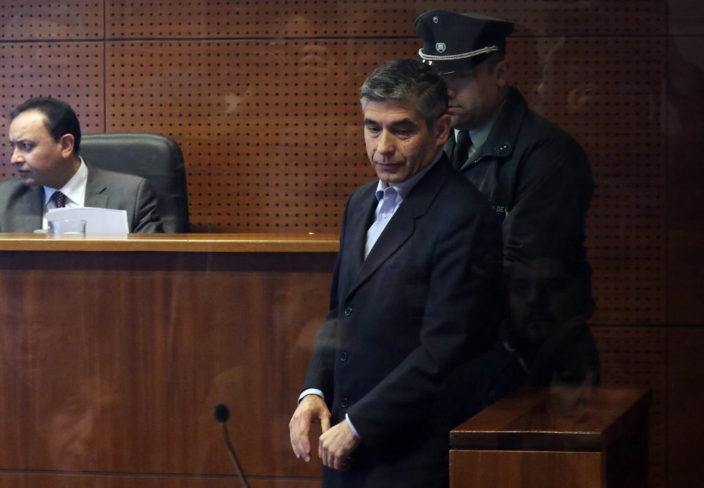 Operación Huracán: Noveno Juzgado ordena que Blu se quede en Santiago