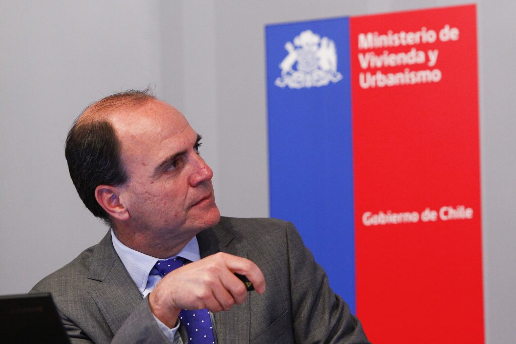 Ministerio de Vivienda cifra en 393 mil hogares el déficit habitacional