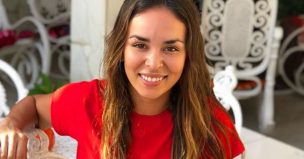 Jhendelyn Núñez luce su tonificado cuerpo con un pequeño bikini en sus vacaciones