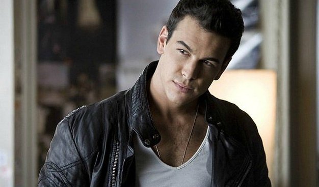 Mario Casas luce irreconocible en nuevo thriller llamado “No matarás”